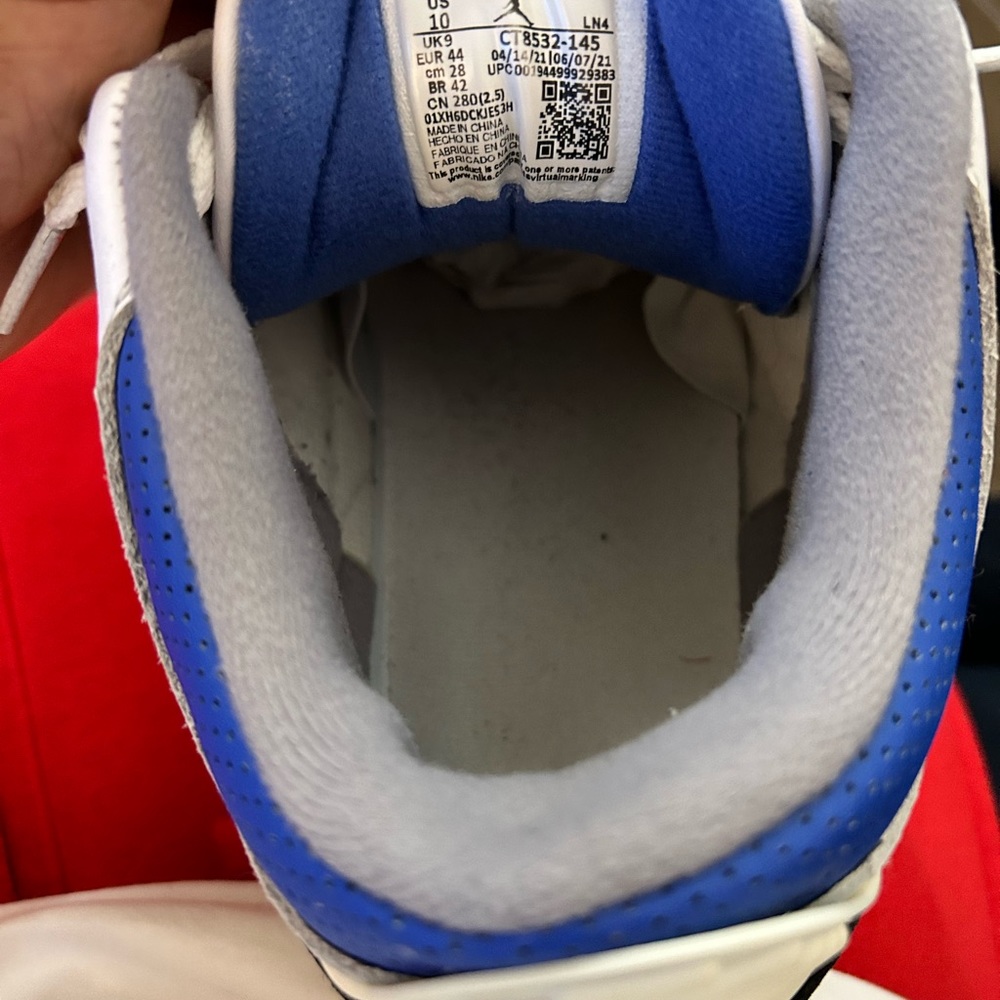 Jordan 3 - Picture 3 of 5